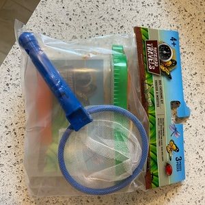6 sets of 3-piece bug catchers